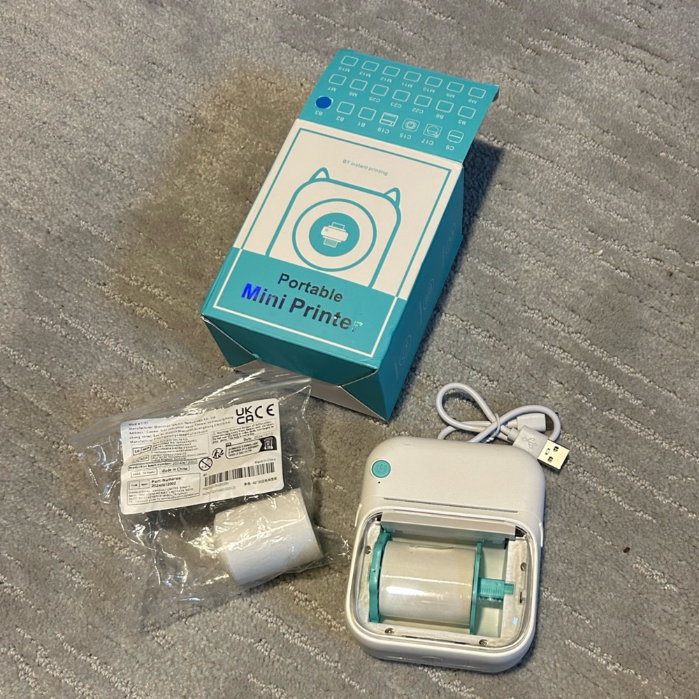 Mini Label Printer - NWT - Picture 2 of 4